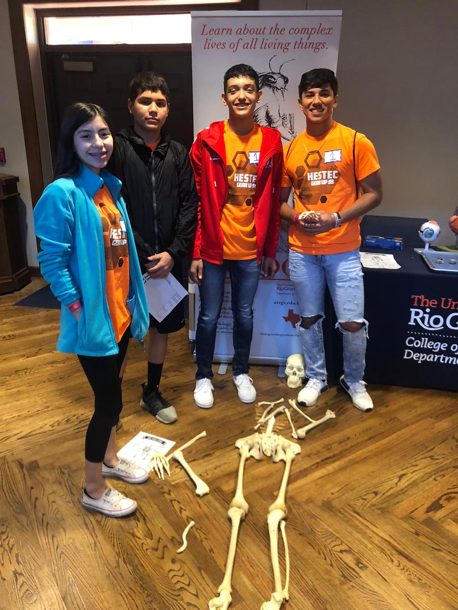 LJHSCoyotes's tweet photo. 9th Grade GEAR UP Students continued day 2 at HESTEC Science Day. Students got hands on with the Biology department, chemistry and physics! More pictures on FB! #HESTEC https://t.co/AYbhcHBDKh