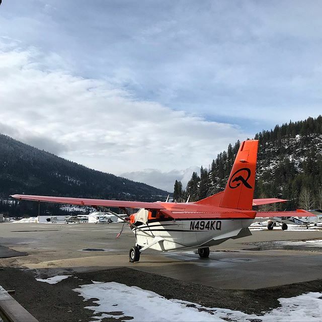 Nice visitor at CZNL today!
.
.
.
#questkodiak #cznl #nelsonbc #turboprop #questkodiak100 #n494kq ift.tt/2OcVKND