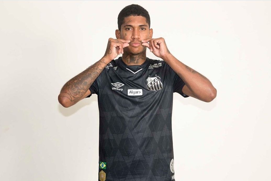 fdalvinegro's tweet photo. • 3 jogos.
• 2 gols.

💣 https://t.co/ZGb5YxszzZ