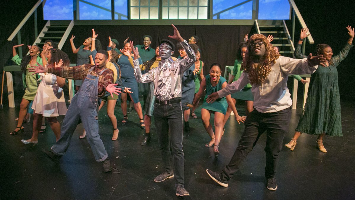 Hoof 'n' Horn, Duke's student theater group, rehearses "The Wiz" in Sheafer Laboratory Theater