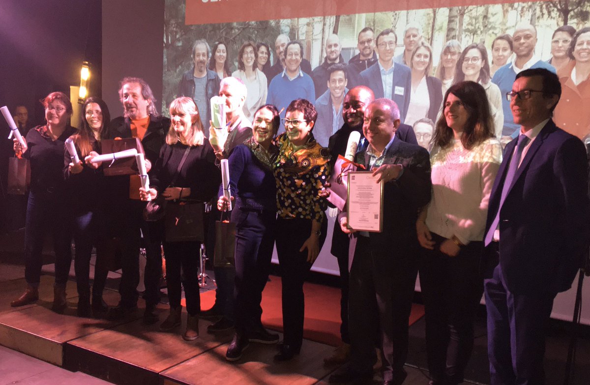 @PimmsRennes @UNPIMMS <a href="/sophieduval/">Sophie DUVALL</a> <a href="/ANCTerritoires/">Agence nationale de la cohésion des territoires</a> 🏆bravo pour la qualité🔝au quotidien au service du #LienSocial au💓de nos #territoires
Grâce à tous📜un métier enfin normé &amp; certifié <a href="/AFNOR/">AFNOR</a> qui valorise l’engagement des salariés, entreprises partenaires &amp; collectivités #connectedbyPimms #MédiationSociale #RSE <a href="/mickaelpicart29/">Mickael Picart</a>