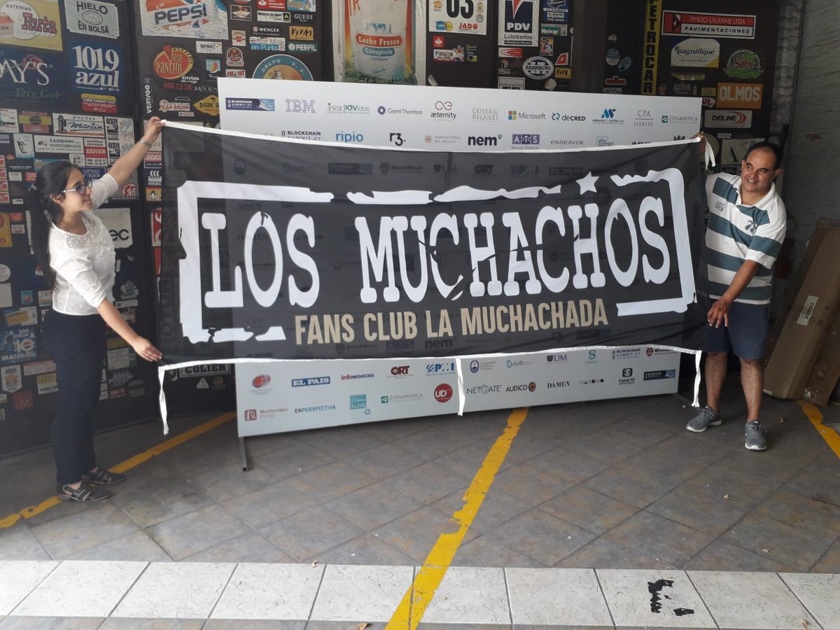 fansmuchachada's tweet photo. Queremos presentarles nuestra bandera oficial!!! 
@LMparodistas ♡ https://t.co/bmteSE5ebP
