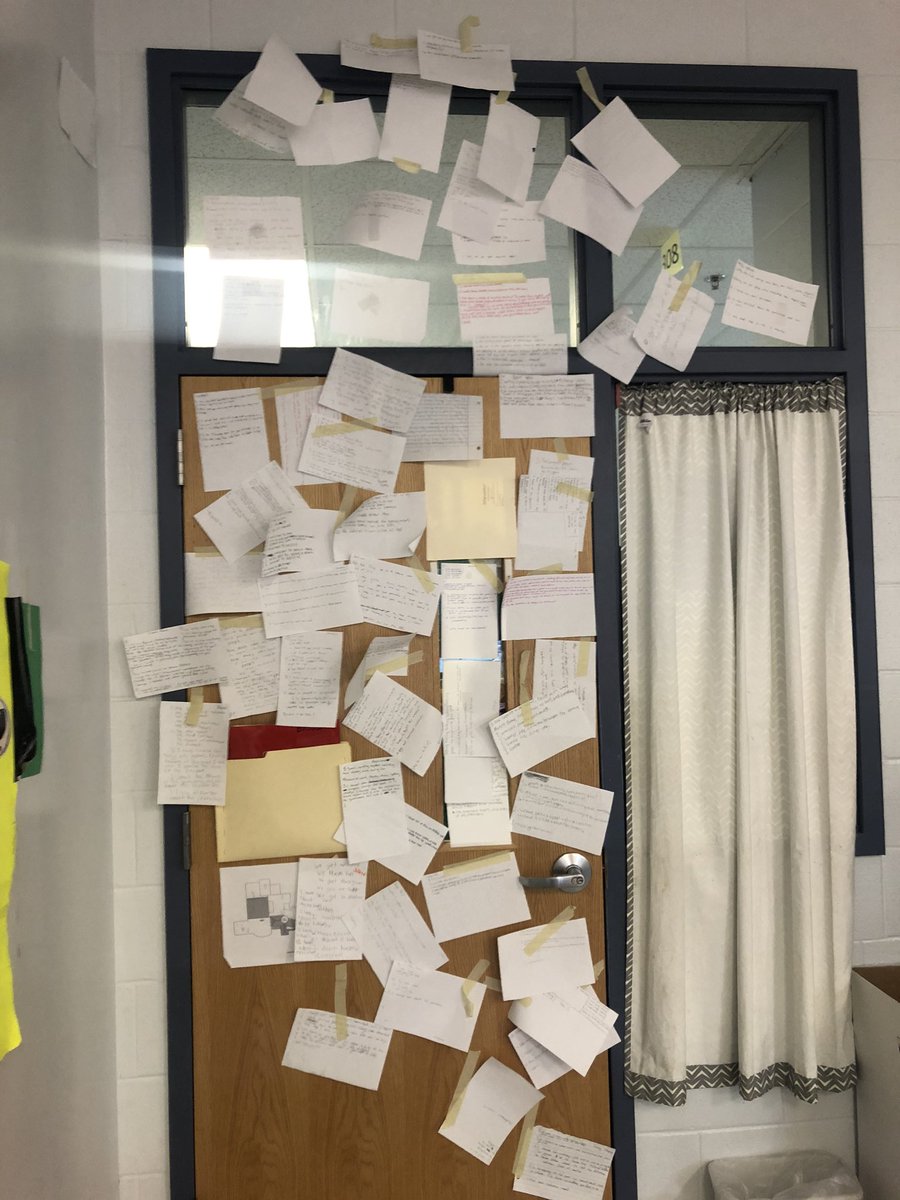 MrsShoun's tweet photo. I love a good 5,4,3,2,1. Also thankful that my students can enough about my fitness to have me work on my vertical #theybecray #butIlovethem #educationcanbefun https://t.co/WrwbQpNmSO