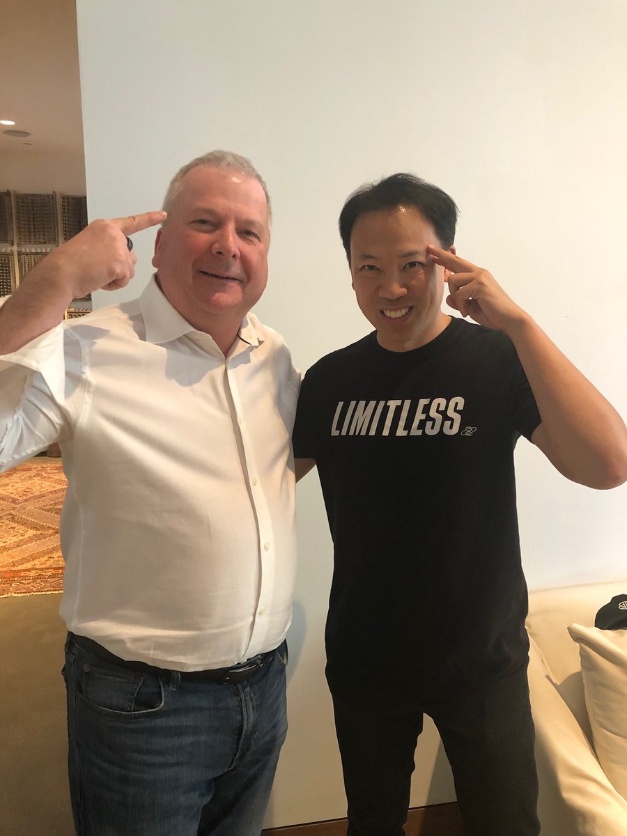 EmergoRecovery's tweet photo. Dave Kenney is at the #ArchangelMessengers conference in Hollywood.  Excited to ‘scale’ our influence of a Brain-first approach to lasting recovery and wellness. Thanks, @GiovanniMarsico. #archangelssummit 

He also met his new friend @JimKwick - a leading #BrainHealth educator! https://t.co/7oZkI3cbvN