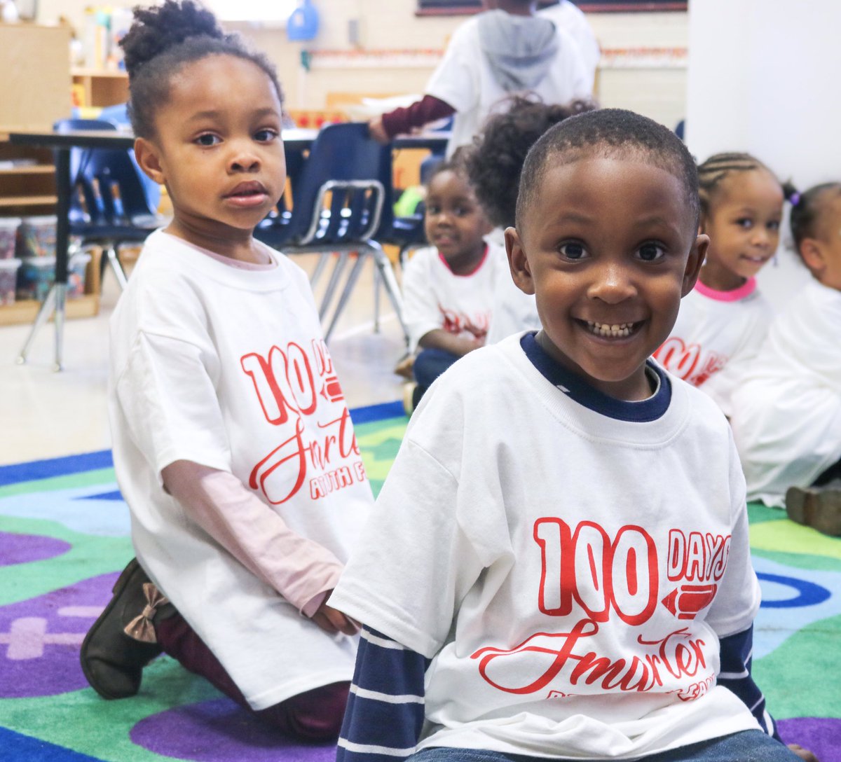 AndersonFive's tweet image. “100 days I’ve been in school, my teacher says that’s really cool! 😎

I’m 100 days smarter, yes, it’s true – 100 days of reading, writing and math too! 📚

I’ve learned a lot of exciting things, let’s see what the next 100 brings!” 🎉

Happy 💯 Days! 
#vision5