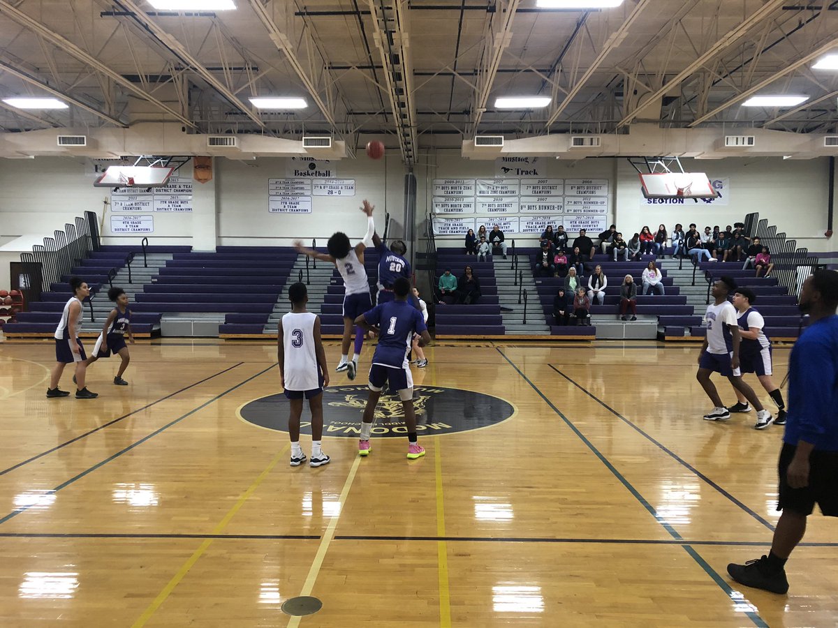 Elizabeth Mickelson tweet media