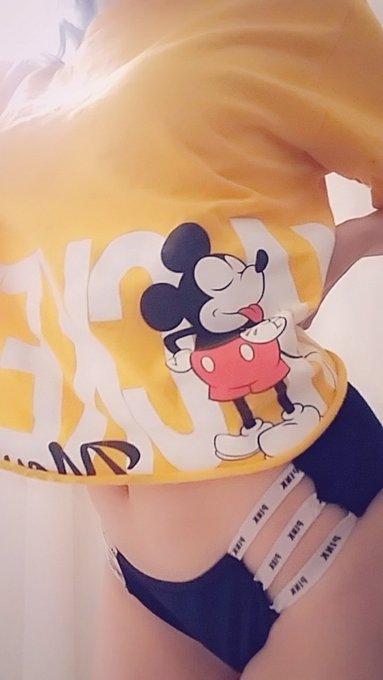 So I'm giving this another shot, lol let's hope this doesn't fail. But I post most my pictures on insta