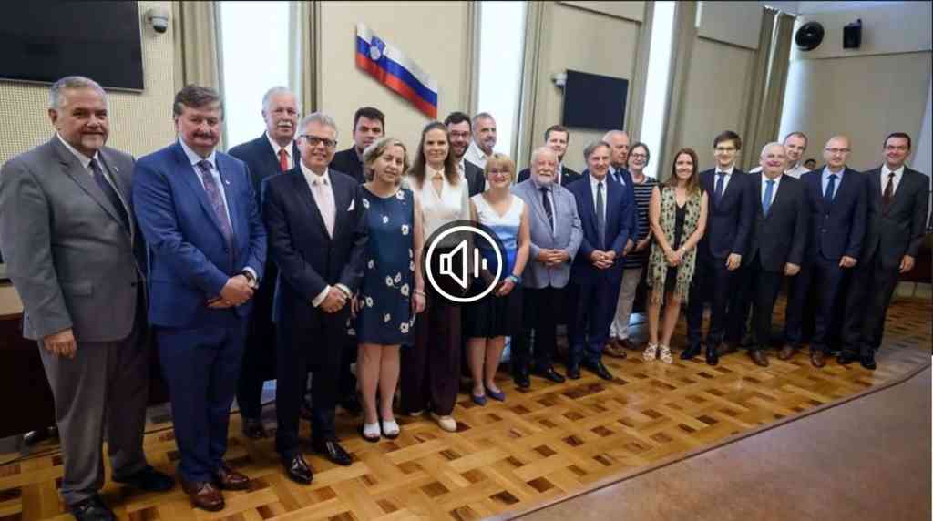 slonnect's tweet photo. Australian members of Council for Slovenians abroad about the future of community https://t.co/M9TUrJeCC8 https://t.co/19D9WT9UFf