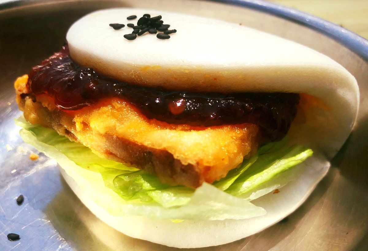 SpiceForster's tweet photo. Tempura Sweet Potato for the win! Dig in now. 😋⠀
.⠀
.⠀
#spicemonkeyforster #forstertuncurry #nsw #australia #asianrestaurant #asianfusion #asiandishes #bao #deliciousfood #delicious https://t.co/GgTJj73rpb