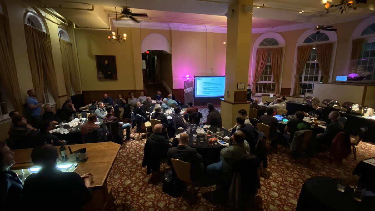 jgintert's tweet photo. Way to go Toledo! Awesome turn out for the inaugural Toledo (OH)NUG event. @ccie14430 breaking down VXLAN for all of us. @MVaughan85 @FennerSells #toledo #ohnug https://t.co/x91sqw7mCk