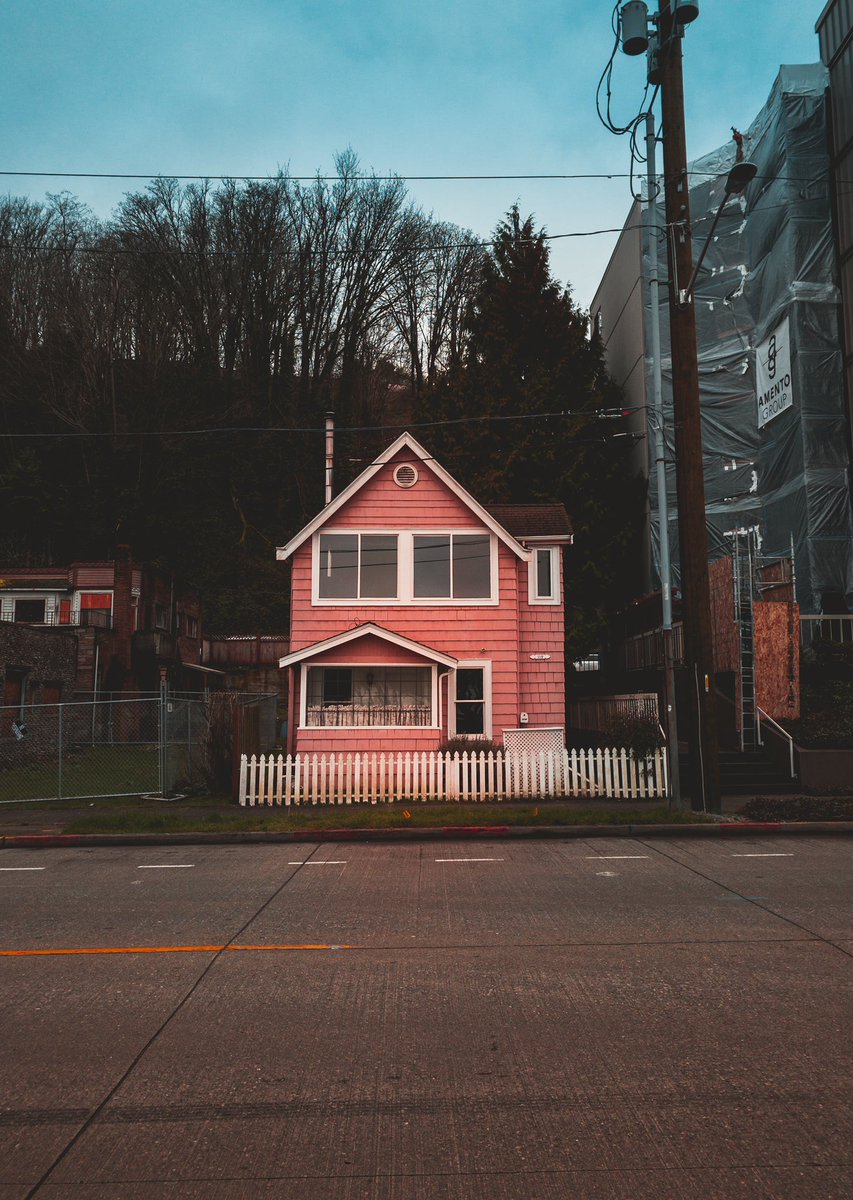 DYLANFILMEDIT's tweet photo. SEATTLE TODAY https://t.co/aLK0ZfFr2H