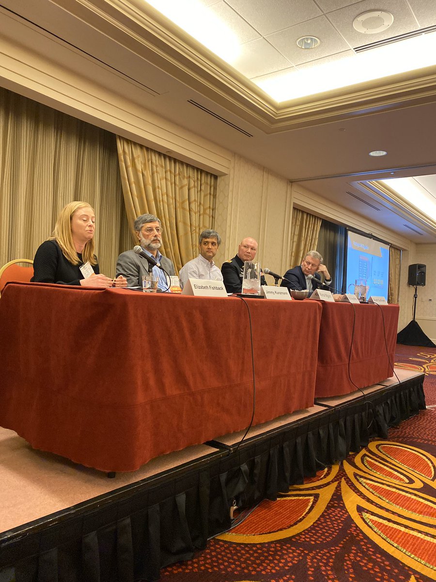 pghtech's tweet image. Great discussion about regional needs, talent attraction & developing skills for tomorrow. #BigDataAI/ML. Educating policy makers.
