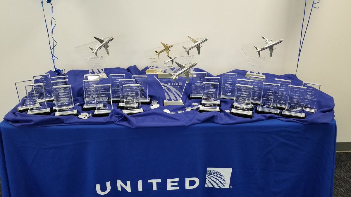 AntwonWarden's tweet photo. We have raised the bar for Safety in IAH! Platinum for Cargo, Inflight Base, Flight Ops Base, Business Office. BAAM! Congratulations Team🎉
@mhtx62
@JohnK_UA 
@AshleyM98968901 @kennyjets67 @rodney20148 @JMRoitman @KevinSummerlin5 @weareunited 
@MikeQuiello https://t.co/db3BsiPchA