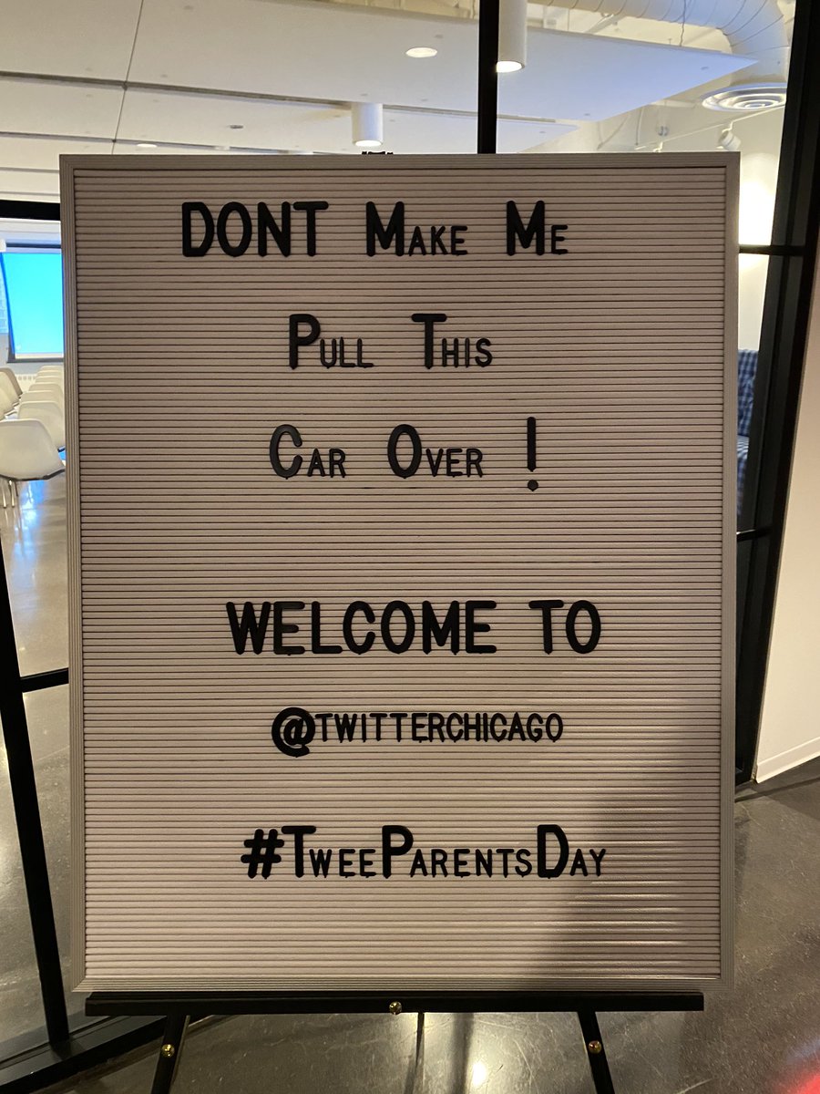 jamielstatz's tweet photo. βDonβt make me pull this car over!β Successful first #TweeParentsDay @TwitterChicago @Vstatz https://t.co/O4nPwp2AfW