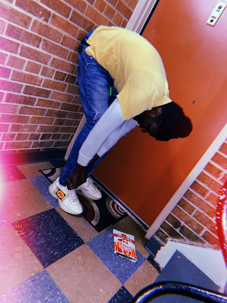 Purpincel1400's tweet photo. #LLBri #ForeverMoneyTeam #LLMoneyTeamBri 💔🕊 https://t.co/W7y9caRktE