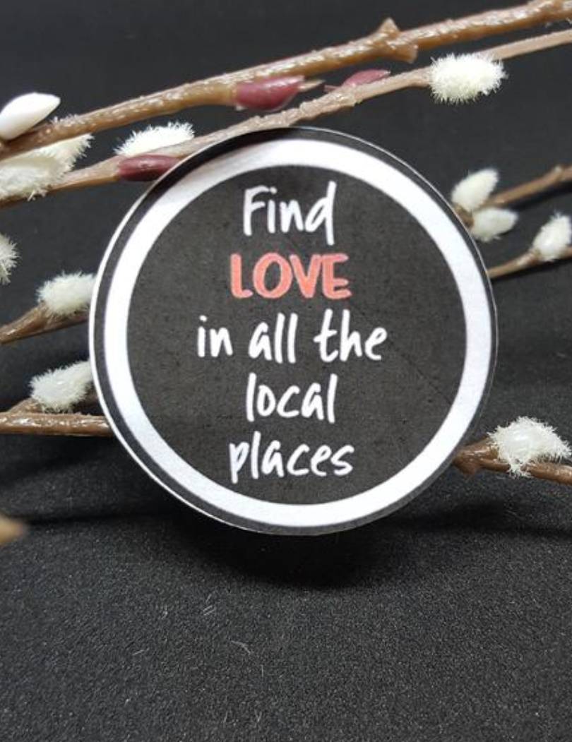 hands_many's tweet photo. Come down to Old Town Eureka this Saturday the 1st and join us for February's Arts Alive! All of the Merchants will be ready to show off our fresh new merchandise and pretty Valentine's day gift ideas! 
#manyhandsgallery#oldtowneureka#shoplocal#artsalive https://t.co/I7mmKLRpAv