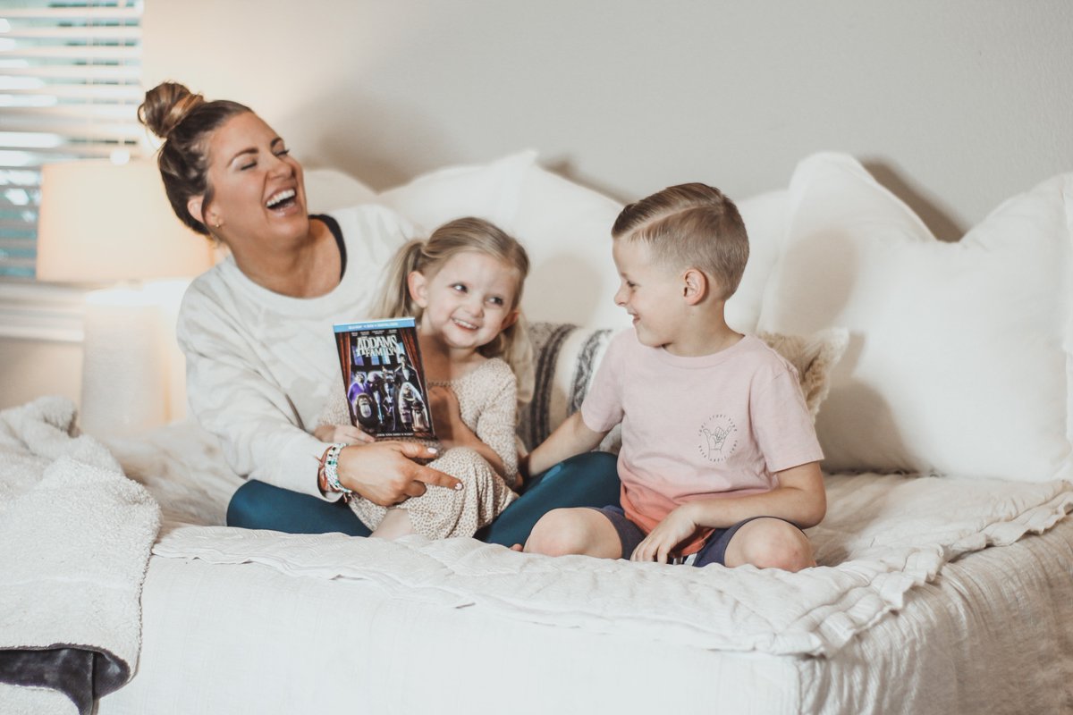 LaurMueller's tweet photo. Ad // Fave tradition fam movie nite! Who remembers watching TGIF w a TV dinner every Fri when they were little?! I also remember the old Addams Family show on tv, so it was fun to grab the new Addams Family dvd at Walmart &amp; watch w my kids. #addamsfamilyatwalmart @UniversalEnt https://t.co/GMTLaL9Qjm