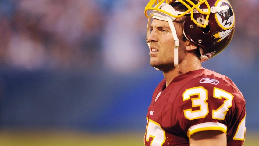 It's almost #superbowlsunday! 🏈

DID YOU KNOW? Former safety Reed Doughty of the Washington Redskin's has had a hearing loss since childhood? He is now an open supporter of wearing hearing aids and how they can make a big difference to the lives of those with a hearing loss.