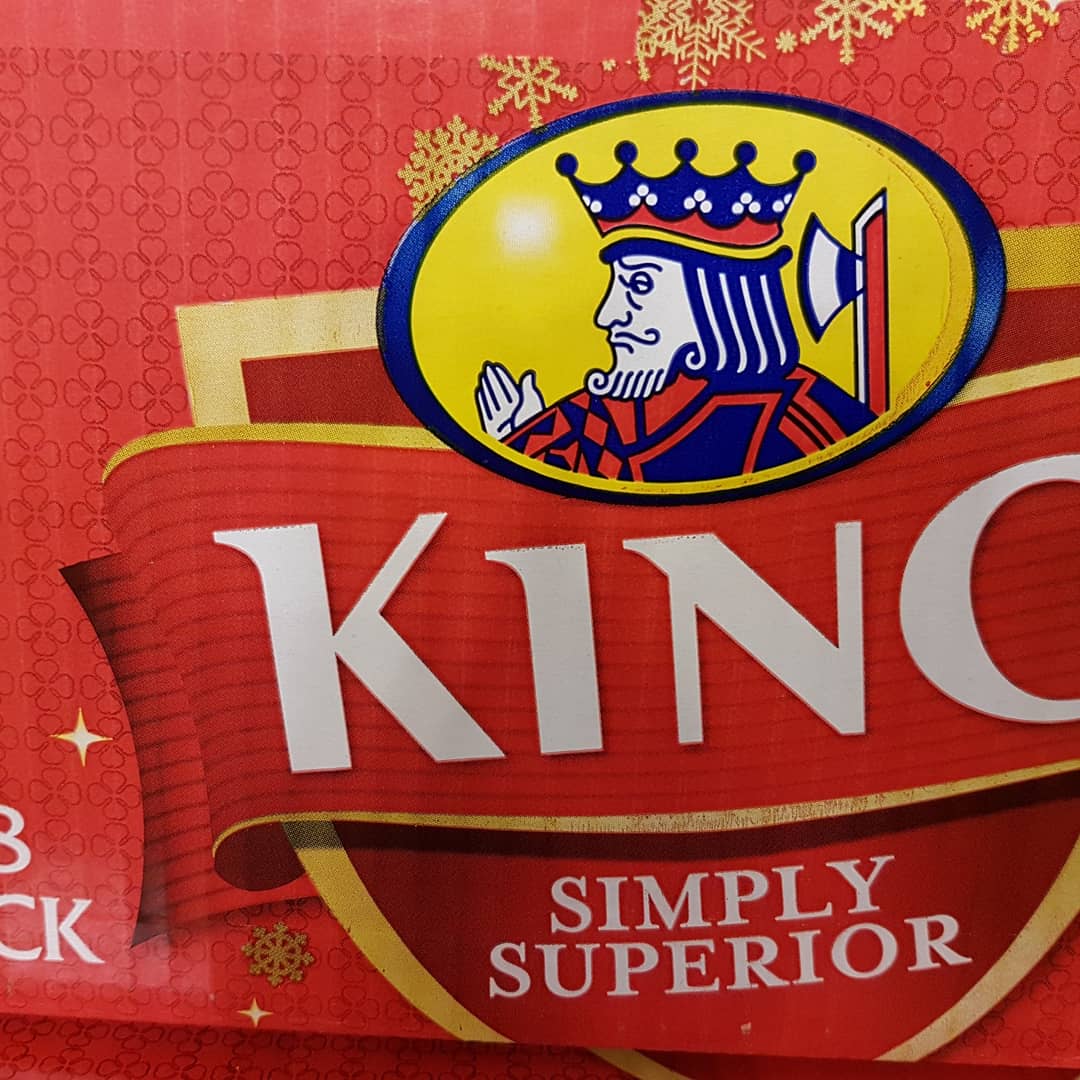 CTCDunbar's tweet photo. Irish Christmas crisps have finally arrived. Missed a connection along the way but got here in the end!!
Kings and Tayto christmas boxes. Grab them while they last. Very few available. https://t.co/QP5est9uHw