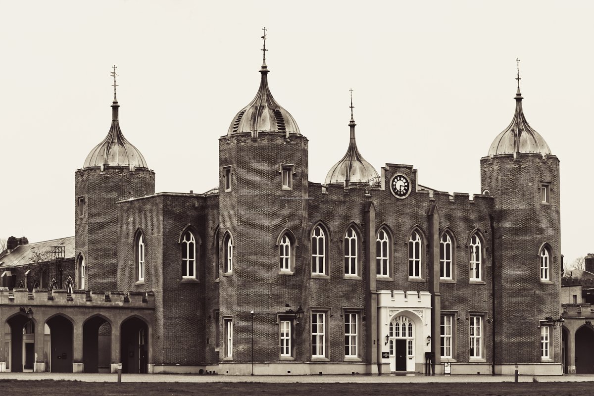 Grayscale image of a turreted military building