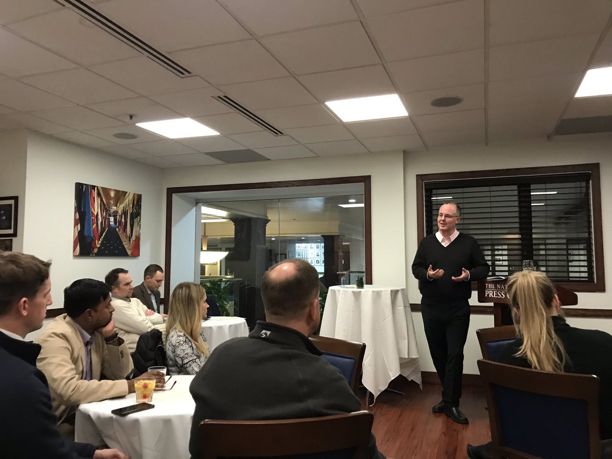 whitneygrespin's tweet photo. @PDWilliamsGWU is kind enough to deliver his #AMISOM and #Somalia briefing to @Strategy_Bridge CS&S in DC upon popular demand following his #CarlisleStrategySession. Thanks Paul! https://t.co/zf7QAHe4uM