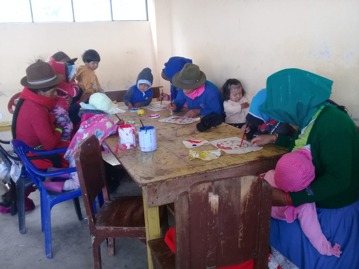 PontonRamiro's tweet photo. La modalidad Creciendo con Nuestros Hjos CNH de @InclusionEc permite que niños, niñas y sus familias se desarrollen integralmente. Propiciamos una sociedad sin ningún tipo de violencia gracias a #EscuelaDeFamilias. @IvanGrandaM https://t.co/iviJRy8NGW