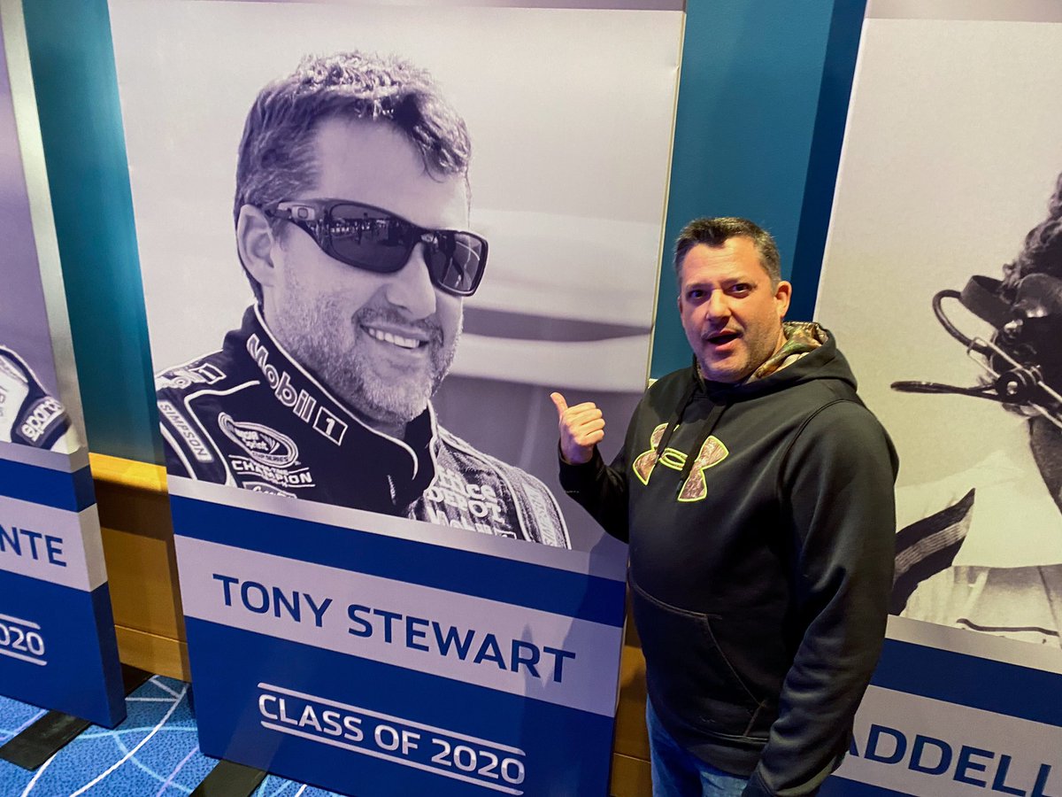 Who let this guy in here?

#NASCARHOFer