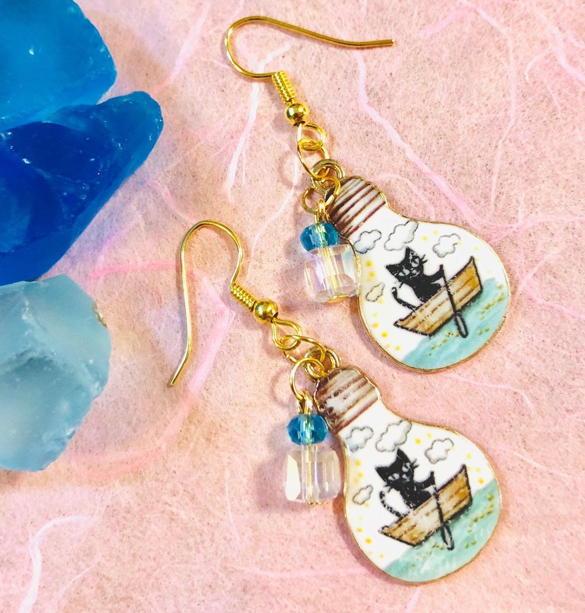 catkiss007's tweet photo. Excited to share this item from my #etsy shop: Row Row Kitty Enamel Earrings with Czech Crystal Beads, Enameled Charms, Gold Tone Pierced, Kawaii Kitty, Cat Lover, Cat Lady, Boat Cat https://t.co/bRxRhGpEIq https://t.co/aNRkFll1y3