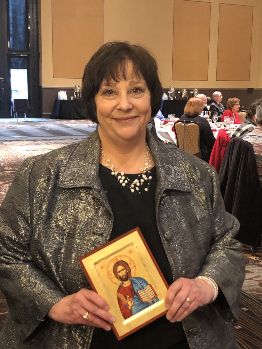 We are beyond proud to recognize this year’s Christ the Teacher (Light of Learning) award recipient, veteran teacher and department chair, Mrs. Kim Coleman. Thanks for all you do, and for who you are. Saint Joe is stronger by having you, 26 years stronger! #CSW ⁦#ArtsMatter