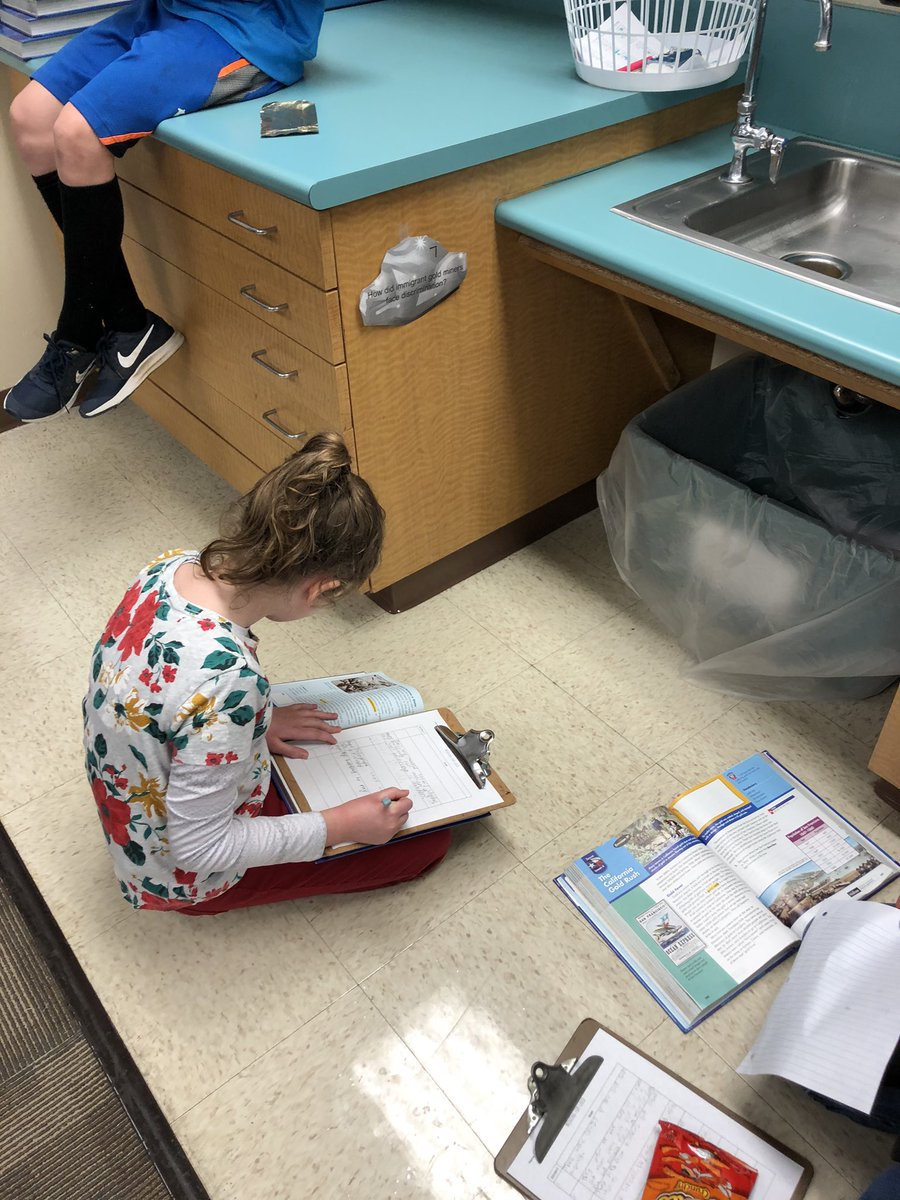 _MrsClark23's tweet photo. We had a blast “Mining for Gold” in room 407 today! Such a fun way to explore the California Gold Rush! Thank you so much for the idea @kellipalmerNISD 😊 #leaders2thecore #pveleads https://t.co/PTnjnborVM
