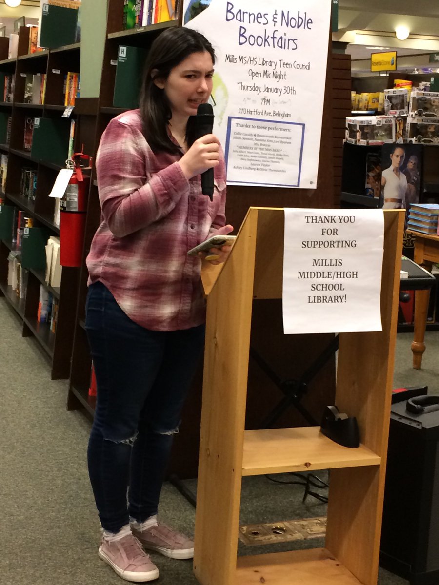PatsyDiv's tweet image. Open mic for Millis School Teen Council! #millismshslibrary #millishigh #nlgustafson