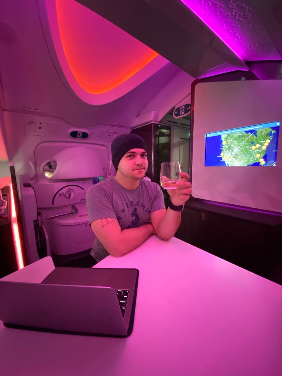 Hunter Hayes tweet media