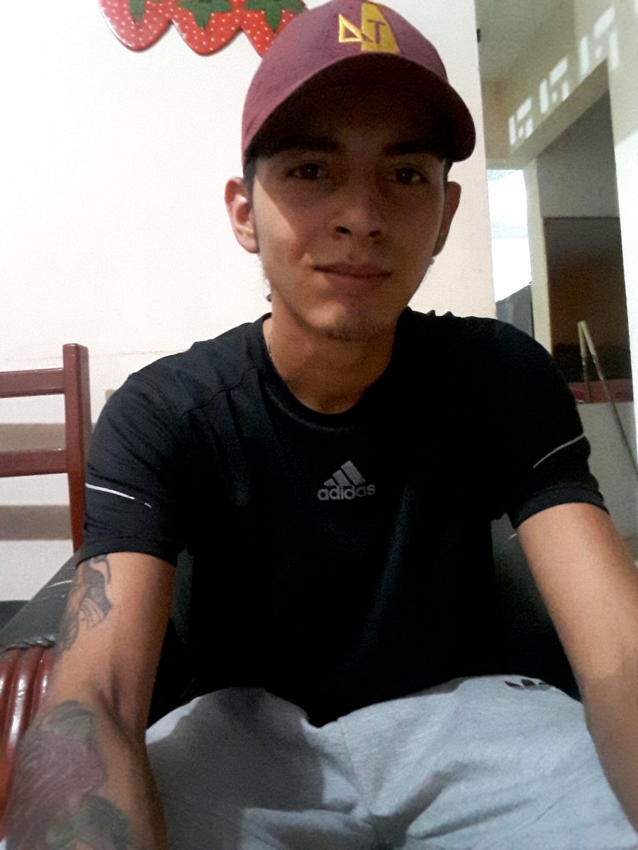 __KAPG's tweet photo. ☺ https://t.co/WLQM4R0k5I