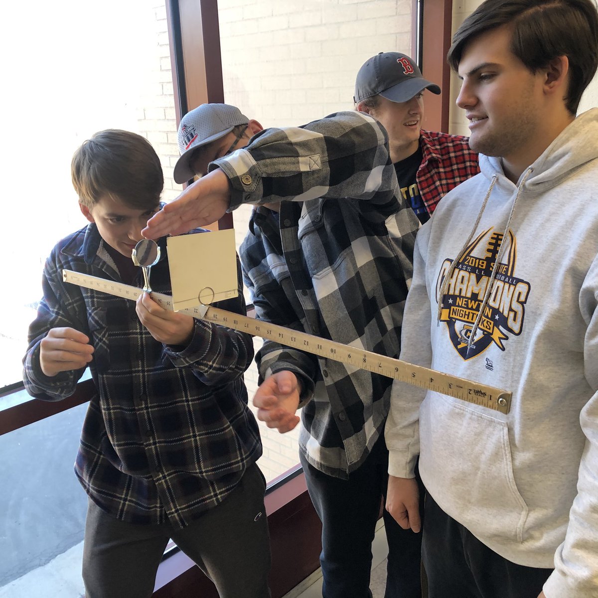 CCanfield100's tweet photo. Predicting lens focal length from calculations in the dark, then testing their predictions with an optical bench in the daylight. That’s what #NewtownHS #physics students were doing today in Mrs. Lowell’s #APhysics class. #science https://t.co/KC59SYClkO