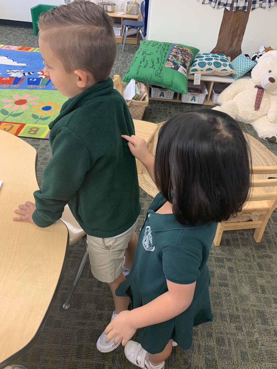 PineCrestLower's tweet photo. Who says sight word practice can’t be fun? #PCPreK students practicing their new Treasure Word with the help of a friend. #PCTeamwork #PC2033 https://t.co/heF3j9S68a