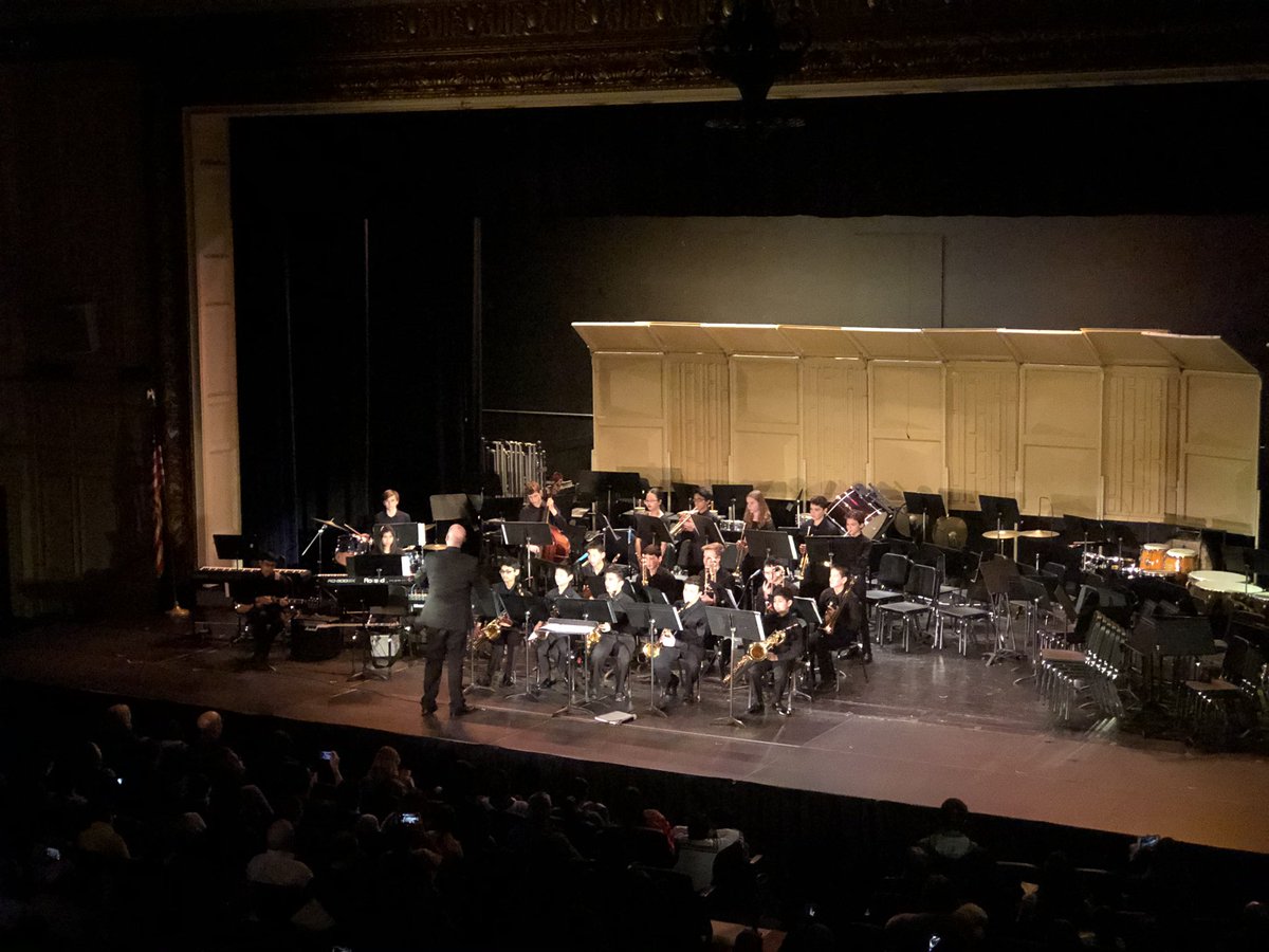 A fabulous performance by the MMS music department! 🎶