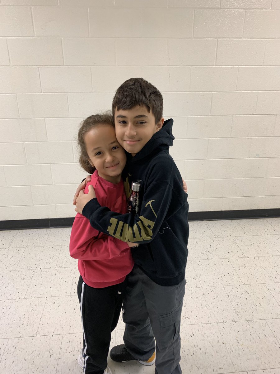 Bedford_Mrs's tweet photo. Thank you Mrs. V for mixing up their water bottles this morning. I am so grateful for seeing that few seconds of sibling love! Family love is so special! It just genuinely made me so happy, so why not spread the happiness? #grateful #happy #findjoyeverywhere @DPCDSB_BFA โค๏ธ๐๐ https://t.co/dD3V87gqzm