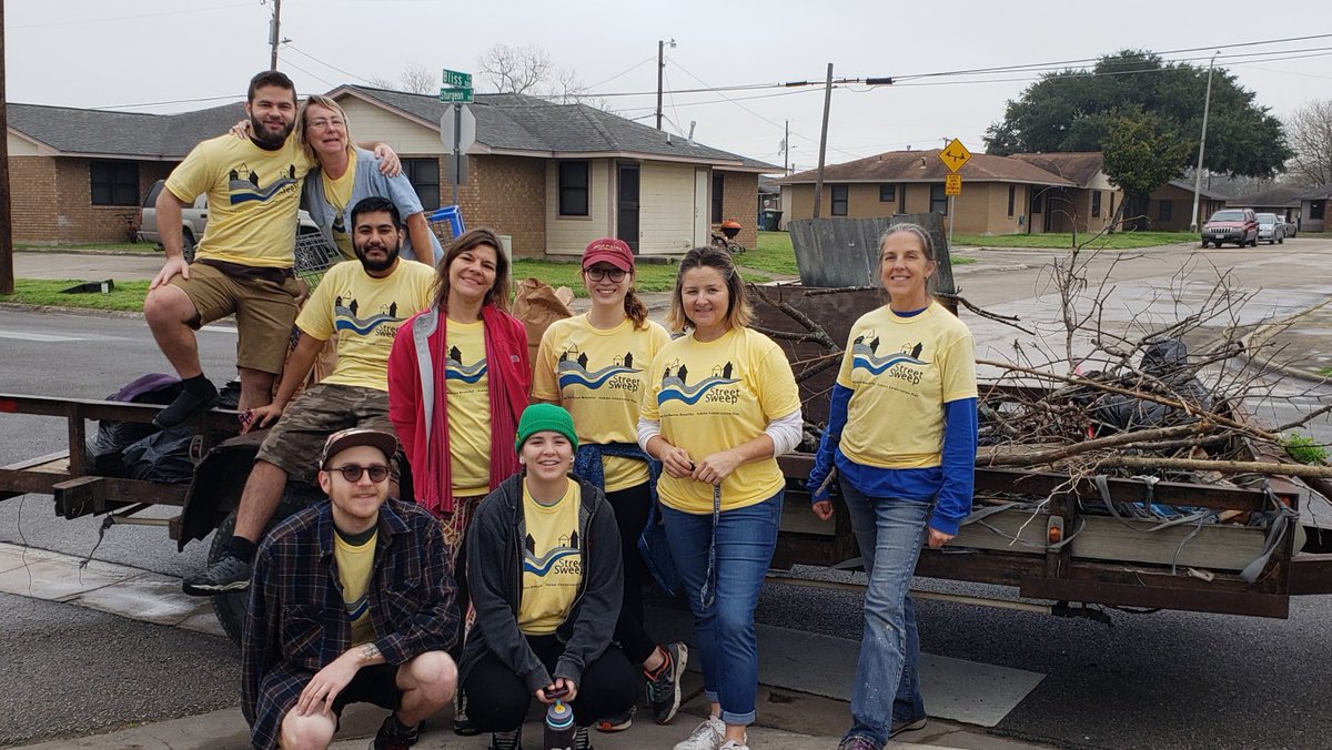 HOT SPOT CLEANUP: Street Sweep
Sat Feb 1 | 9:00 am - 11:00 am 
Help pick up litter in the Wallace Edition neighborhood and walk flyers door to door
Details: servesanmarcos.org/event/hot-spot… #smtx #txst