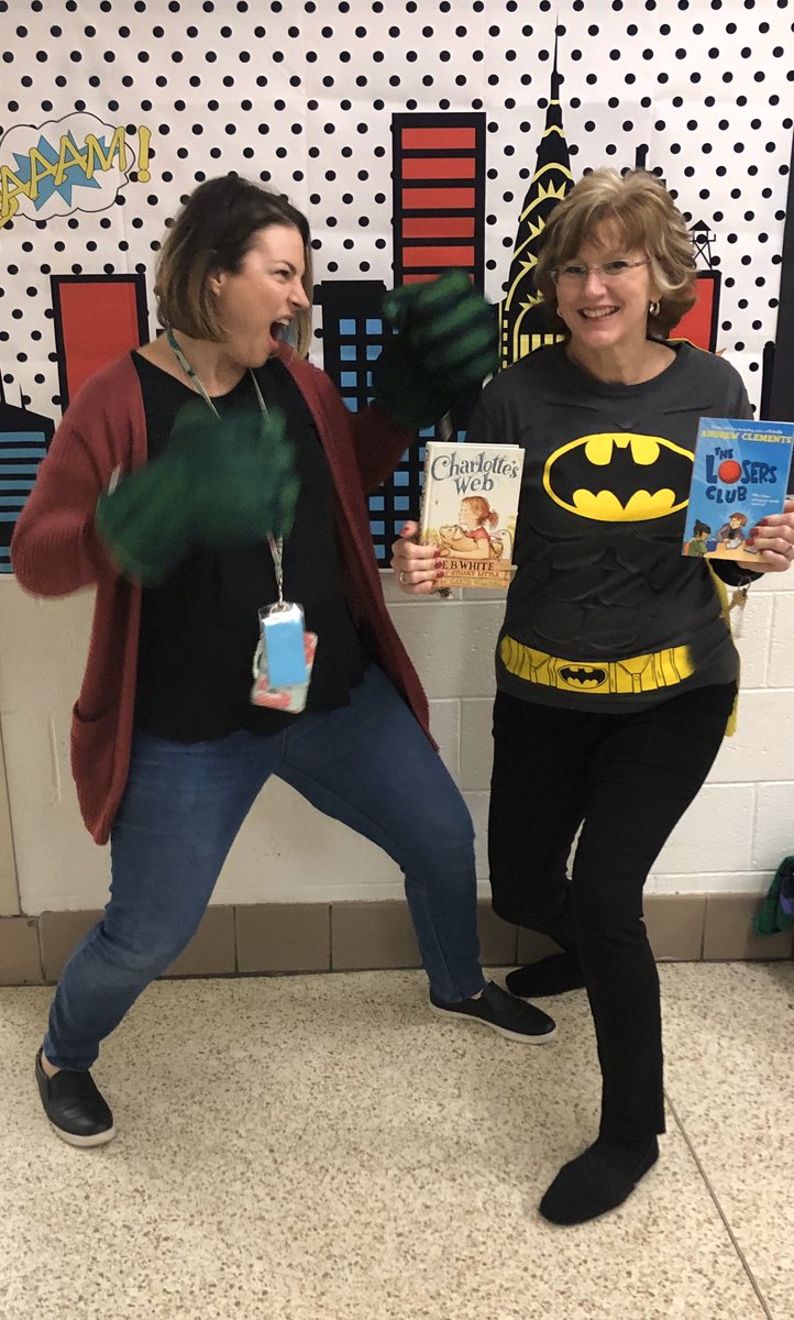 pam_oshea's tweet photo. Knock out a good book! We have super hero readers at Centerville! #Literacynight #cesecho @MrsPinellVB @CESRead @CentervilleVB https://t.co/lBkDZogLPX