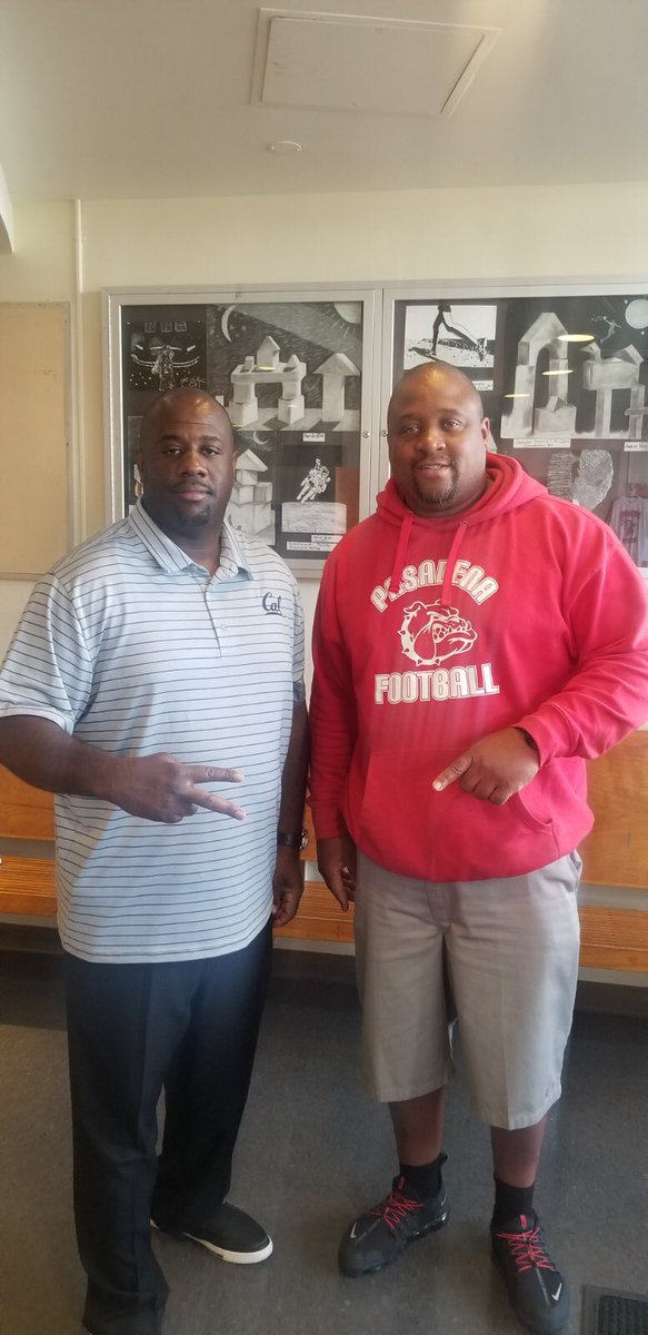 Thank you to Marcel Yates, Secondary Coach from UC Berkeley (@CalFootball), for visiting the Doghouse today!