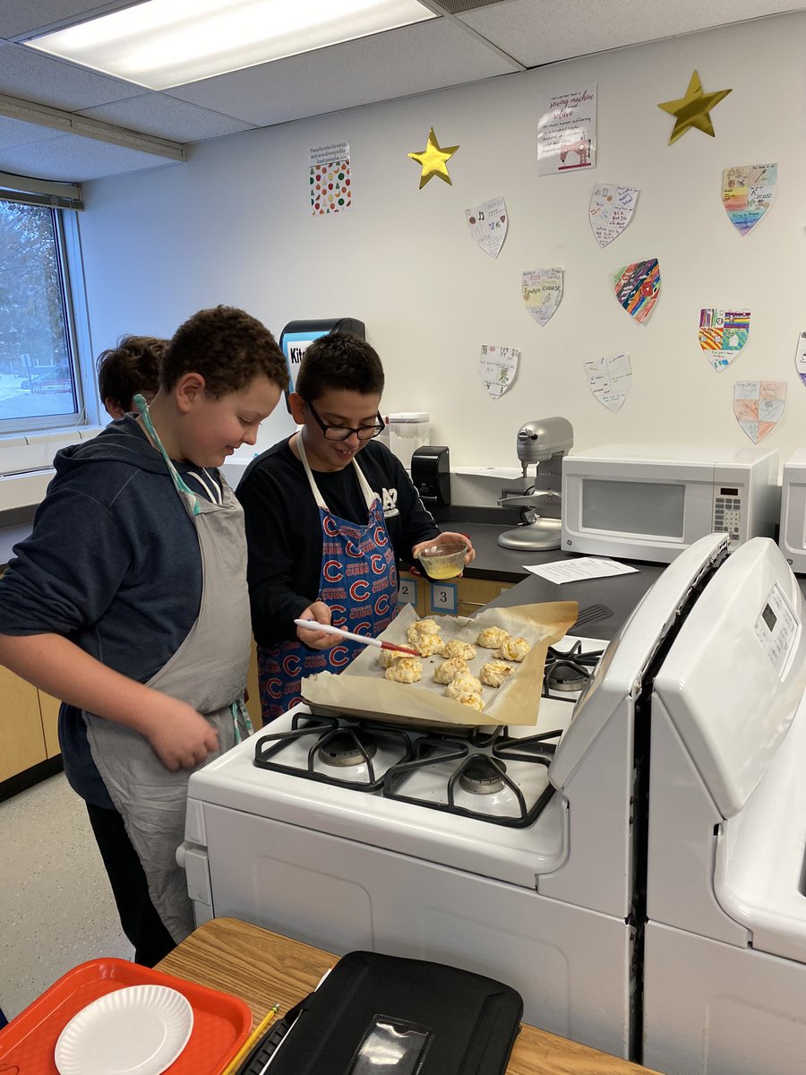 Schwegman_FACS's tweet photo. #tbt 7th grade filled the halls with the aroma of garlic with their cheddar garlic biscuits. These are one of my faves!! @LundahlLions #FACS https://t.co/SqKLrs0kbo