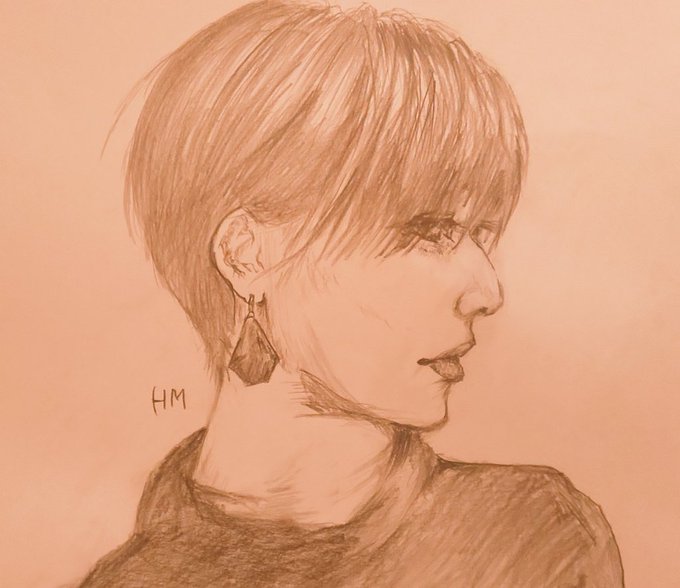 ショートカットの女性のTwitterイラスト検索結果(古い順)。