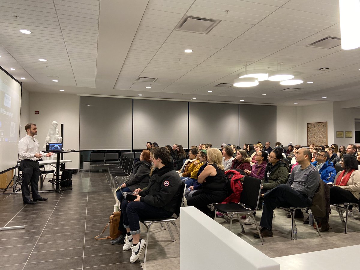 mrjallison's tweet image. Fantastic turnout for our eLearning Orientation/Information night! Packed house in person and online! Thanks for the support @polling @LibraryLady508 @KGrahamHWDSB @HWDSB_eLearning @bill_torrens @HWDSBLearning