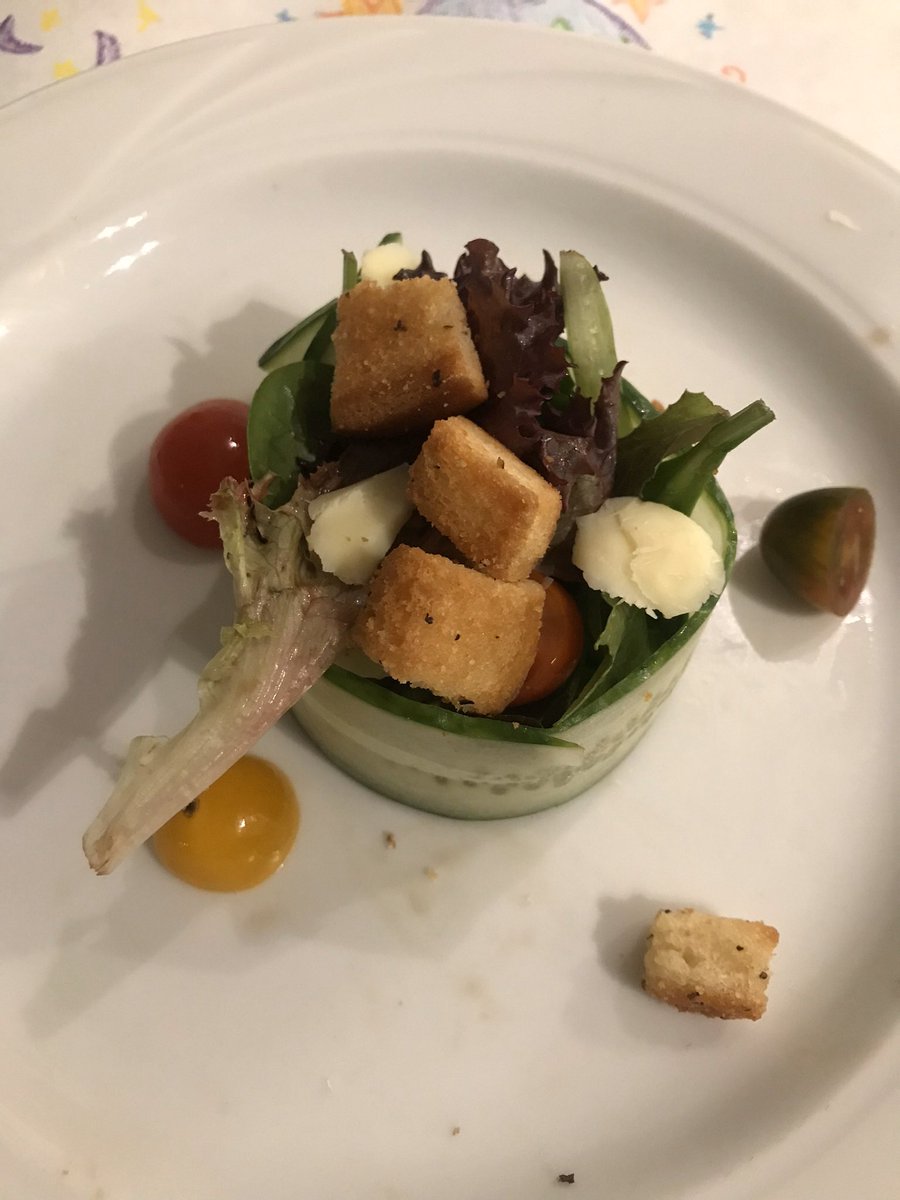 hkcummings11's tweet photo. @KyleBDietz @SHS_CULINARYART @SmyrnaBulldog Only $25 PP. it is honestly a 4 star meal. I attended the takeover last fal and was blown away. Pics from last fall. https://t.co/mQglTwNDZW