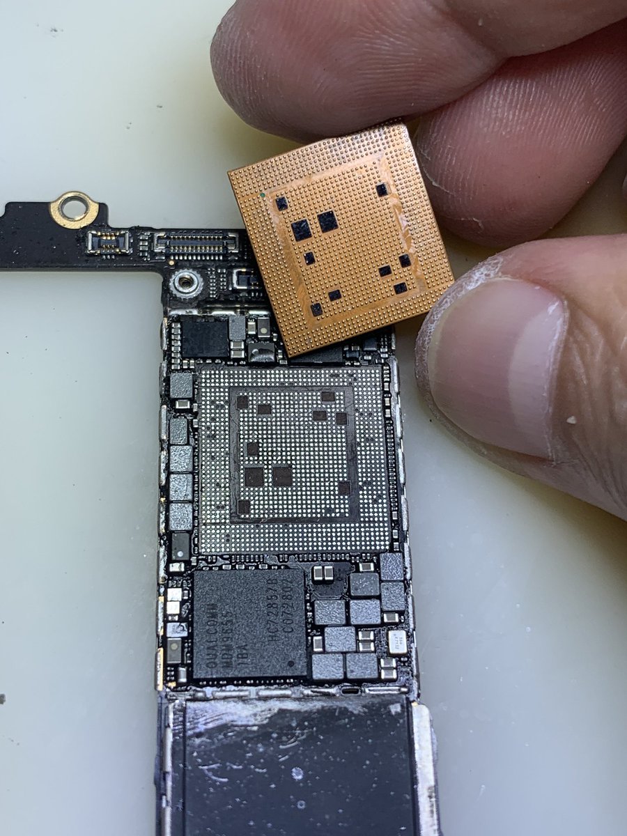ibutingthings's tweet image. iphone 8 plus cpu rework 👌🏻 #hightech_solutions #sg_team #ibutingthings