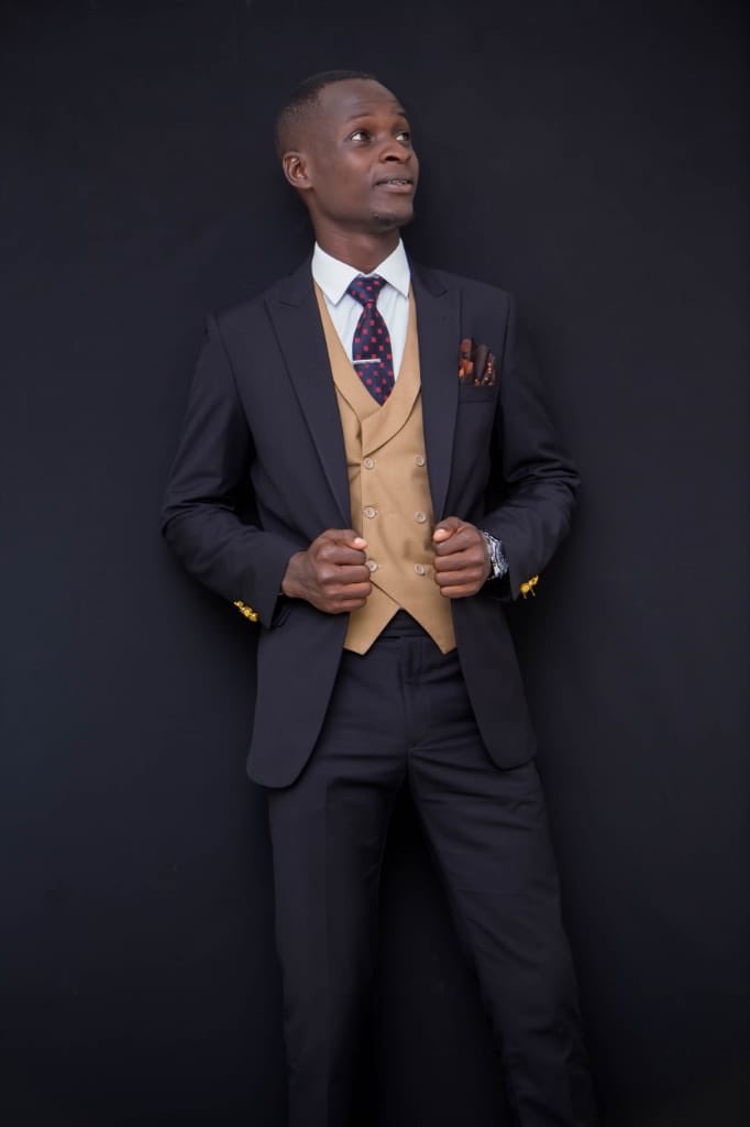 Pamba_KE's tweet photo. Friday night dates go well with nice suits. 

Order yours today for just 9k and we will stitch it elegantly for you. 

Call us on 0704138324, we’ll take your measurements wherever you are. #PambaKE https://t.co/ShtDGnPYOn