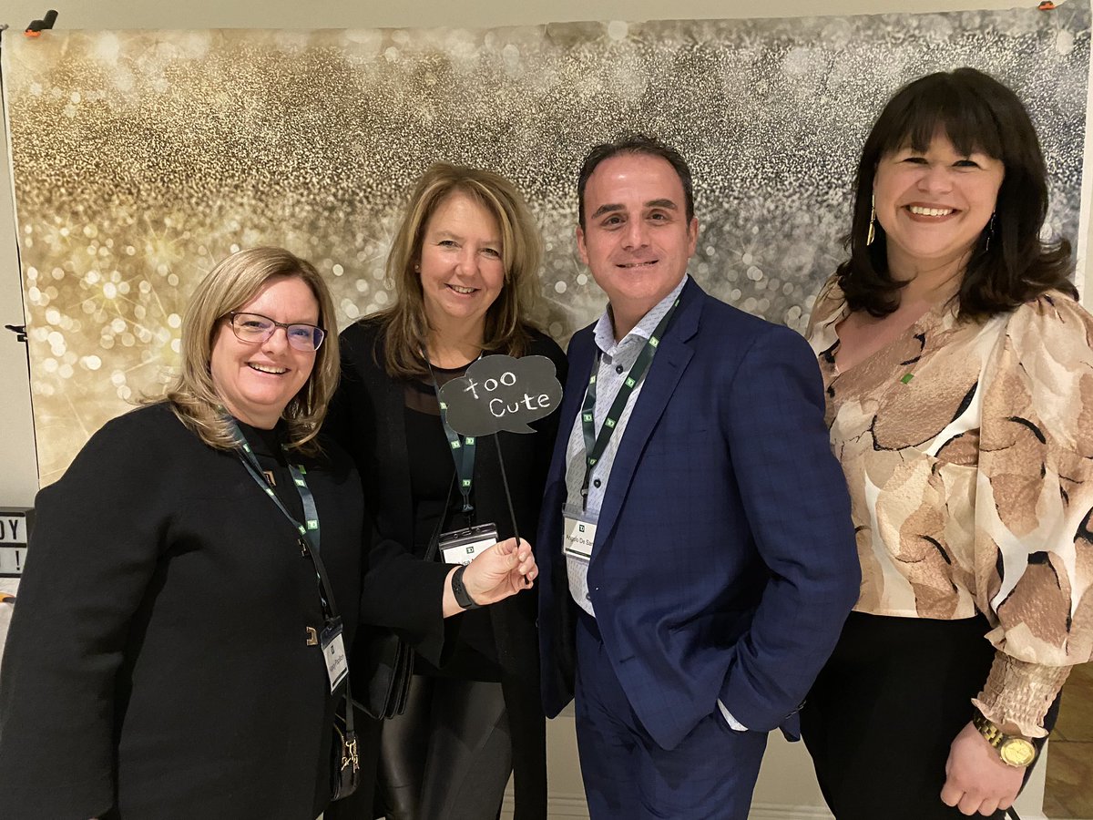 Quebec District Leads #futureready @SylvieDemers_TD <a href="/DrewWawin_TD/">Drew Wawin</a> <a href="/GuayEric/">Eric Guay</a> <a href="/AnnechristineG/">Anne-Christine Gagné</a>