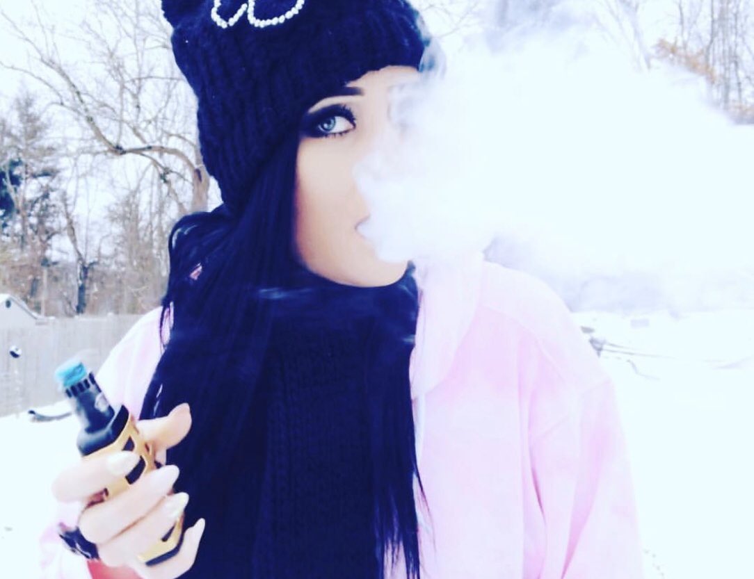 couture_nicki's tweet photo. #vape #vaper #vaperazzi #vapergirl #vapefam #vapelyfe #vapelife #vapestagram #girlswhovape #vapemodels #handcheck #subohm #vapetricks #vapehooligans #vapelove #vapenation #vapesociety #vapedaily #vapedimes #vapestars #cloudchaser #vapeporn #cloudporn #ejuice #eliquid https://t.co/5LXeIwjitf