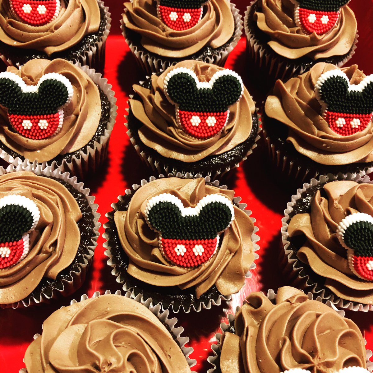 TakeitCakes's tweet photo. Well these are awfully cute! 
On cupcake duty for @DreamsYYC volunteer appreciation dinner tomorrow night.  Gotta love @WiltonCakes to make decorating quick and easy!! #mickeymousecupcakes #mickeymouse #disneyland @Disneyland #dreamsyyc #magicalmemoriesforspecialkids https://t.co/j1zXQEDW6Z