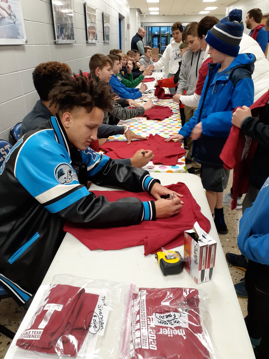 WaukWestHoops's tweet photo. West student athletes sign "Have Heart" shirts for youth basketball players in the West community. Proceeds of shirt sales donated to Project Adam. Excited to partner with Wauk. North on this community event. Come on out to the game tomorrow night!  #haveheart #biggerthanball https://t.co/y3Zm0FtMsf